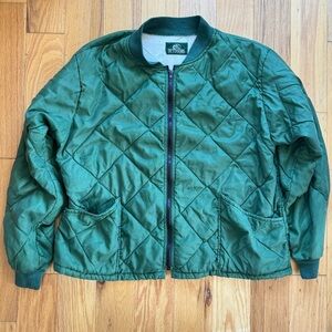 Vintage Bass Pro Shops Green Quilted Jacket